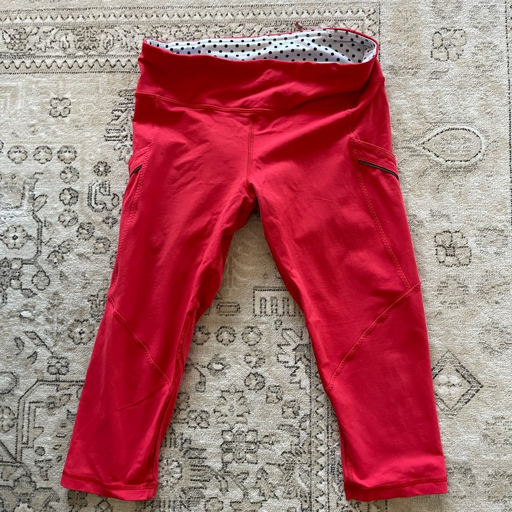 Lululemon Crop Tights Size 6